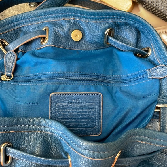 Genuine Coach ‘rare’ blue bucket bag - Picture 9 of 12